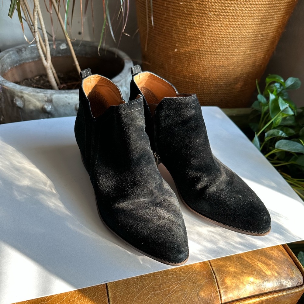 Franco Sarto Black Suede Chelsea Boots Women’s Size 11